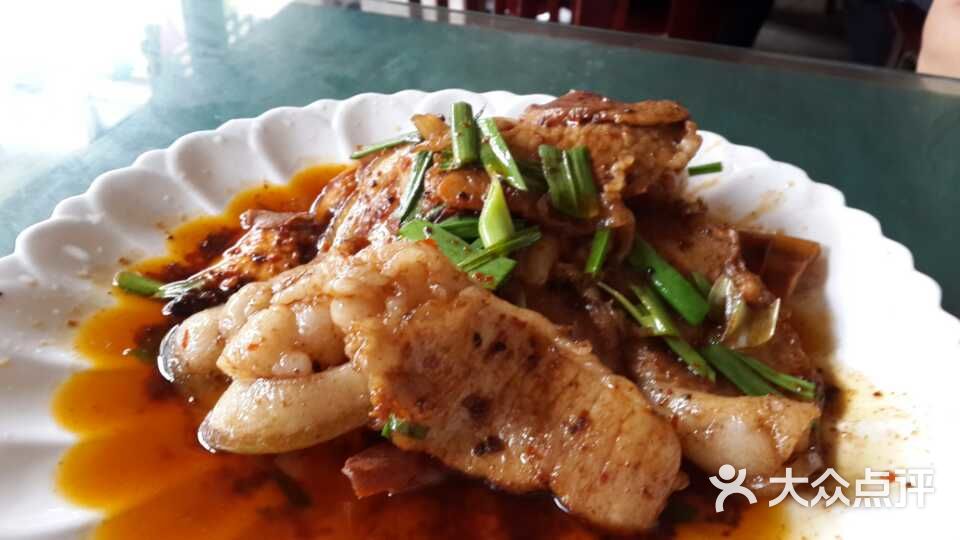 连山代术回锅肉总店