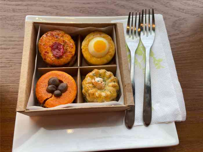 星巴克(深圳龙华红山6979店)-"喝来喝去还是星巴克的燕麦拿铁好喝这个