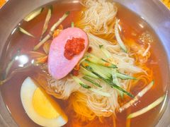 -啊美丽炭火烤肉(滑翔一店)