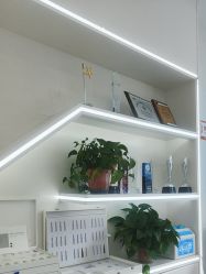 -蕾特恩专业祛痘·皮肤管理