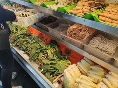 自助取餐区-万记麻辣烫国展总店