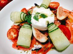 -théATRE茶聚场·餐厅(环球金融中心店)