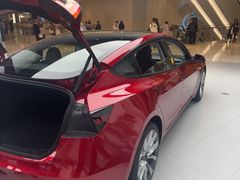 -TESLA 特斯拉(广州天环广场体验店)