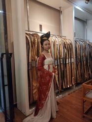 -盘子女人坊古装写真摄影(厦门总店)