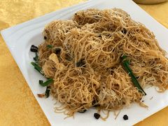 米粉炒榄角-六叔农家餐馆