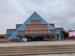 -上海市龙华烈士陵园