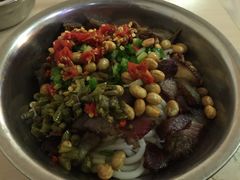 招牌叉烧卤粉-红鼻子卤粉(总店)