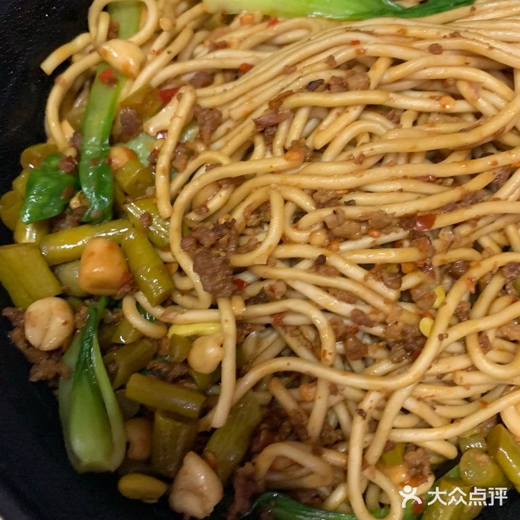 最起码没有坨一起，他们家的酱也比较好吃，很入味