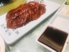 片皮鸭-绍兴饭店(大宁店)
