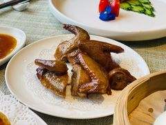 烤乳鸽-潮府馆·非遗潮州菜·世纪公园(新国际博览中心店)