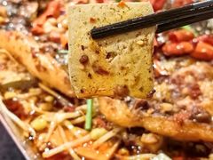 -鸣记脆皮烤鱼·海鲜烤鱼(亿合城店)