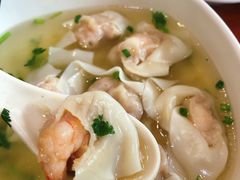 -南城香·饭香串香馄饨香(红军营店)