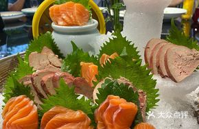 Salmon and Foie Gras Sashimi