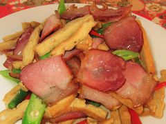 香豆干烟熏肉-又见炊烟．纳西小院云南菜