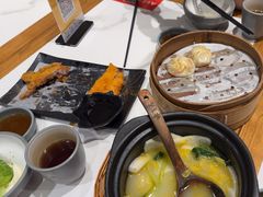 -馋三尺蟹粉小笼(人民广场店)