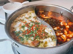 -德林酸菜鱼火锅(南丹店)