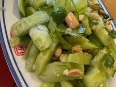 裸拍黄瓜-新兴园饺子馆(北京百子湾店)