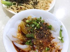 白凉粉-何氏筠连水粉(明伦堂店)