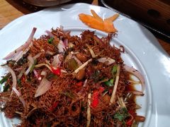 -老滇山寨•云南特色菜•地方菜•民族风情歌舞表演(金碧店)