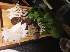蔬菜拼盘-九鼎轩火锅大排挡