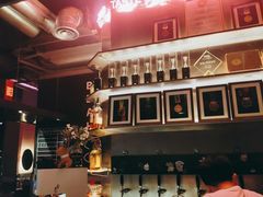 -TASTE ROOM Bar