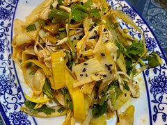 -蜗牛小馆醉乡民谣云南菜(惠新西里店)