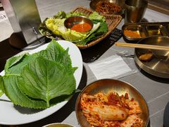 -草家酱蟹炭火烤肉店(珲春南路一店)