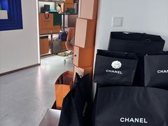 -聚云奢二手奢侈品黄金手表包包回收·中古店(三里屯总店)