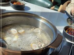-喃喃椰·糟粕醋·椰子鸡火锅(七堡花园店)