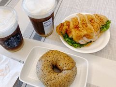 全麦火腿芝士可颂-星巴克臻选(杭州嘉里中心1F店)