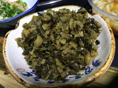 蘸料配菜-石灰市毛记烧鸡公(解放碑店)