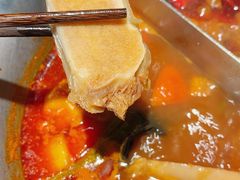 -湊湊火锅·茶憩(杭州湖滨银泰in77店)