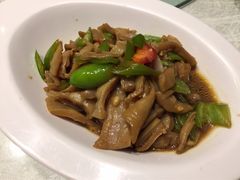 -赶海部落海鲜城(海阳路店)