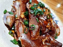 卤猪蹄-味窑餐厅
