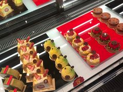 -Salon de The de Joel Robuchon(外滩18号店)