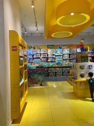 -乐高授权专卖店(朝阳大悦城店)