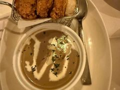 -WOLFGANG PUCK KITCHEN & BAR(迪士尼小镇店)