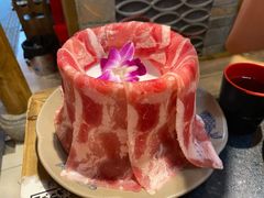 瀑布肥牛-渝大狮毛肚老火锅(普陀店)