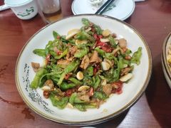 -湖南人家湘菜馆(镇江路店)