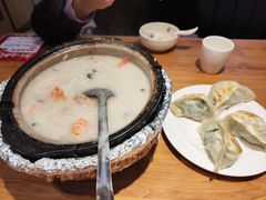 干贝鲜虾粥-粤仔湾砂锅粥(广益哥伦布店)