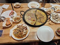 -香逸山自助火锅