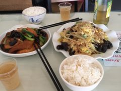 -瑜瑜饭馆
