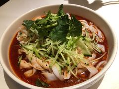 石河子凉皮-谷丽羊肉串·新疆烧烤·羊肉火锅大排档·原老马烧烤(砂子塘店)