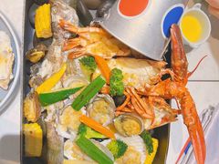 -水桶王国主题餐厅·聚会·生日派对·亲子活动·家庭套餐(亚龙湾希尔顿店)