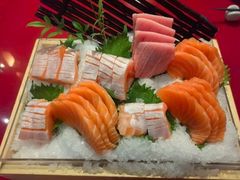 -万岛日本料理铁板烧(大宁店)