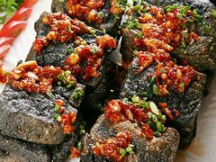 长沙臭豆腐黑色经典-黎厨湘菜·家常菜(盛世银座店)
