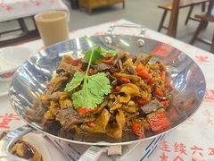 -堂瓦里·33年传统赣菜(第一街区店)