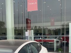 -TESLA 特斯拉(北京南四环中路特斯拉中心)