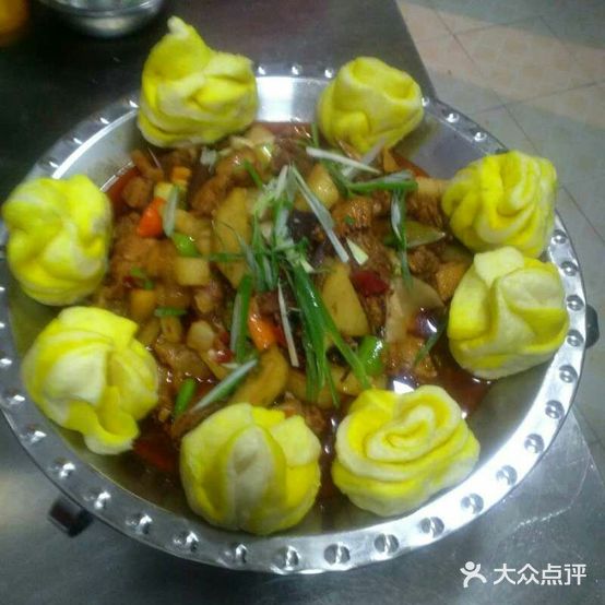 根生园小公鸡川菜
