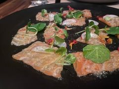 三文鱼薄片配小萝卜-Mercato莫卡多露台餐厅与酒吧(K11店)